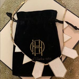 House of Harlow white pebble leather necklace